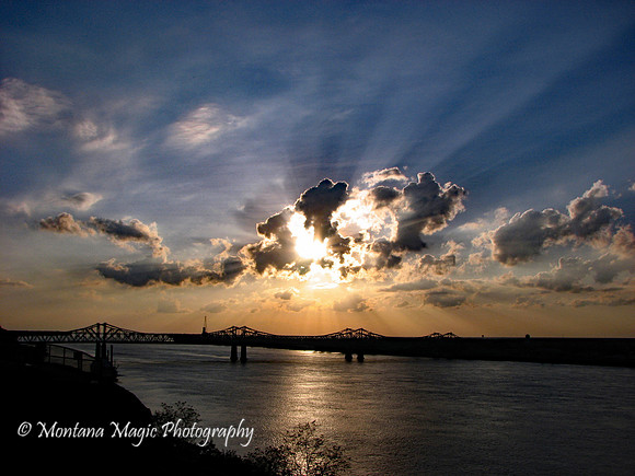 SS105 Mississippi Sunset