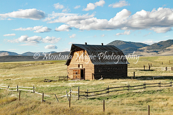 BN104 Somewhere in the Middle of Montana
